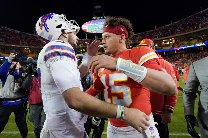 Buffalo Bills quarterback Josh Allen and Kansas City Chiefs quarterback Patrick Mahomes shake hands after Sunday’s game at Arrowhead Stadium.